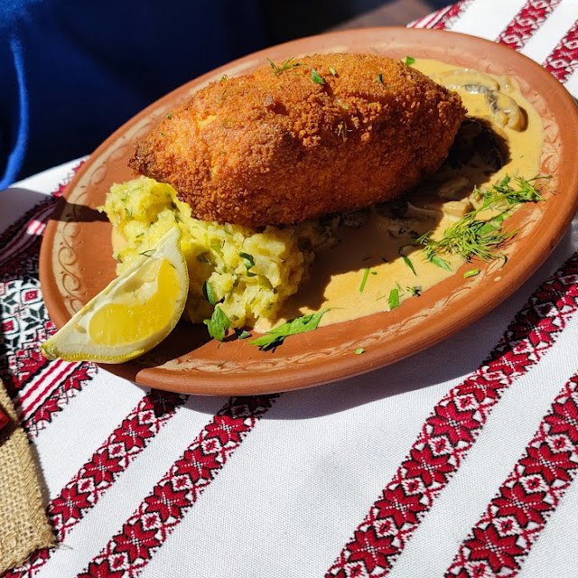 Kiev Händchen