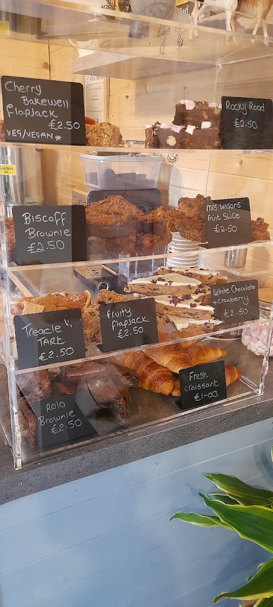 Franks Cafe & Shop