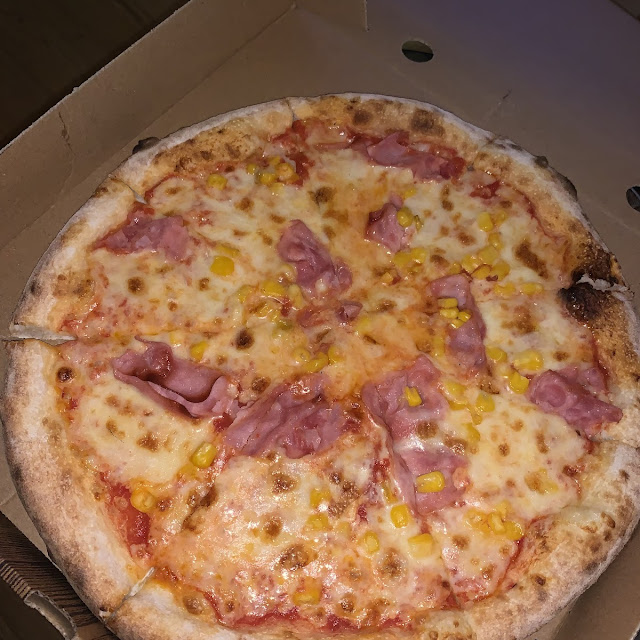 Hawaiian Pizza