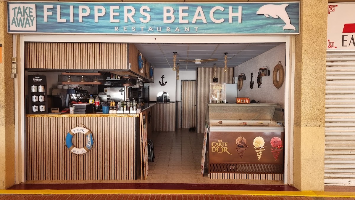 Flippers Beach Restaurant