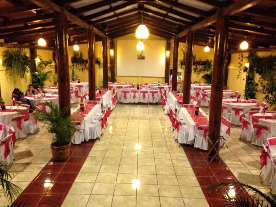 Restaurante y Salón de Eventos La Antigua