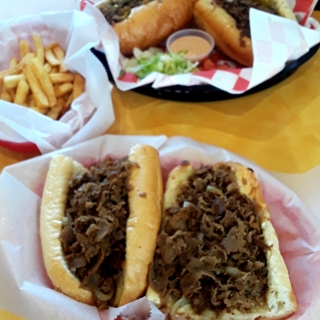 Philly Cheese Steak Wit Provolone & Onion