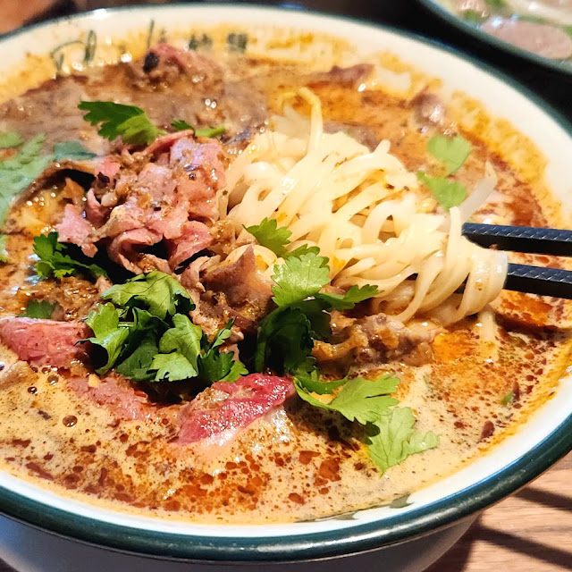 Laksa DẶC Biệt Tái Nạm Gân Bò Viên