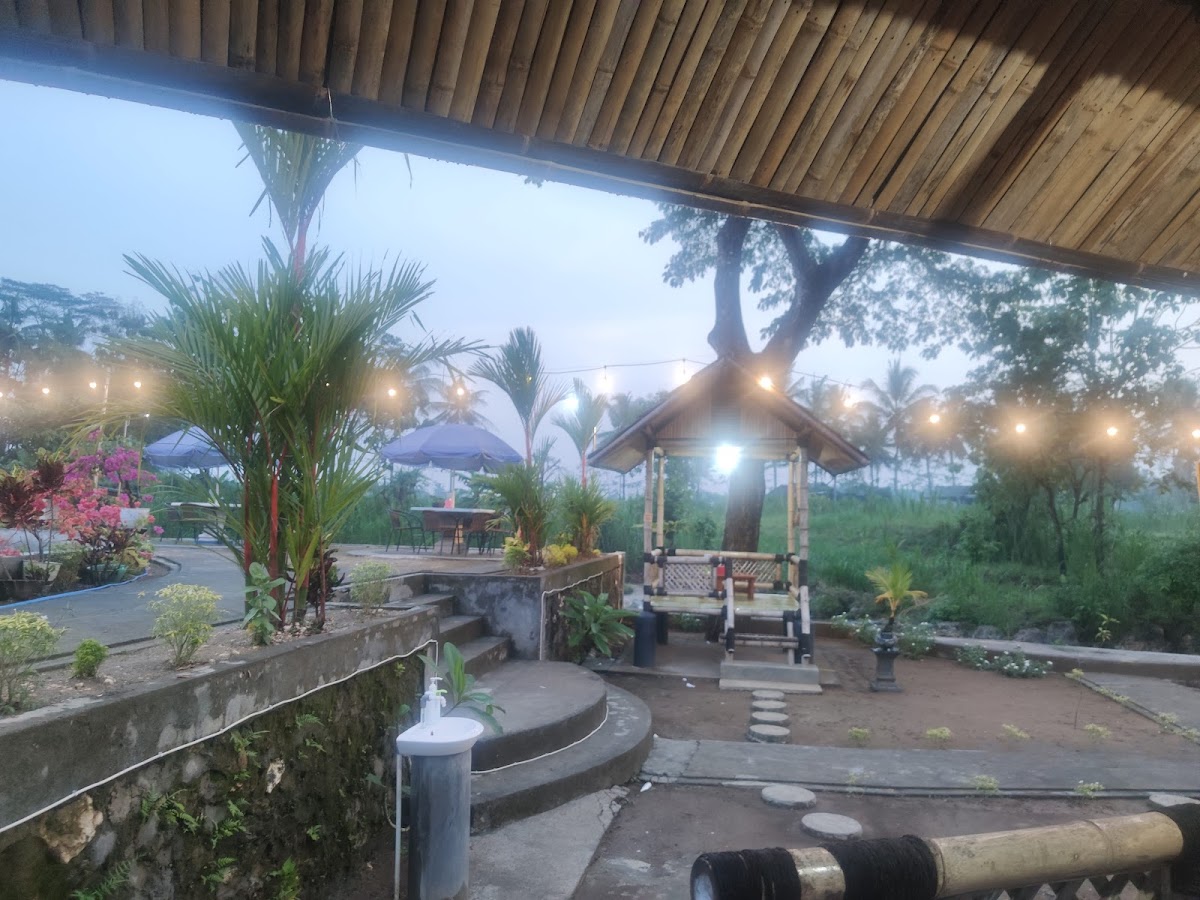 Resto Banyu Mili