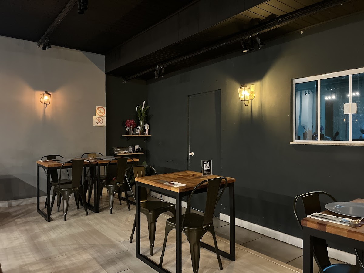 Sensory Bistrô & Café