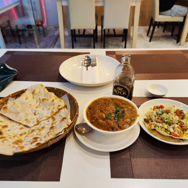 Chana Masala Naan And Masala Papadam