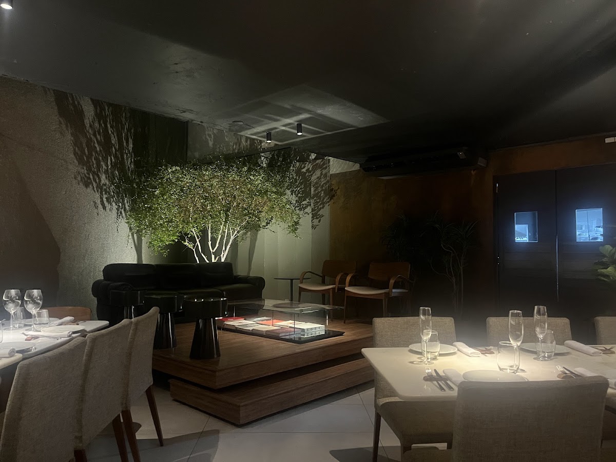 1929 Trattoria Moderna