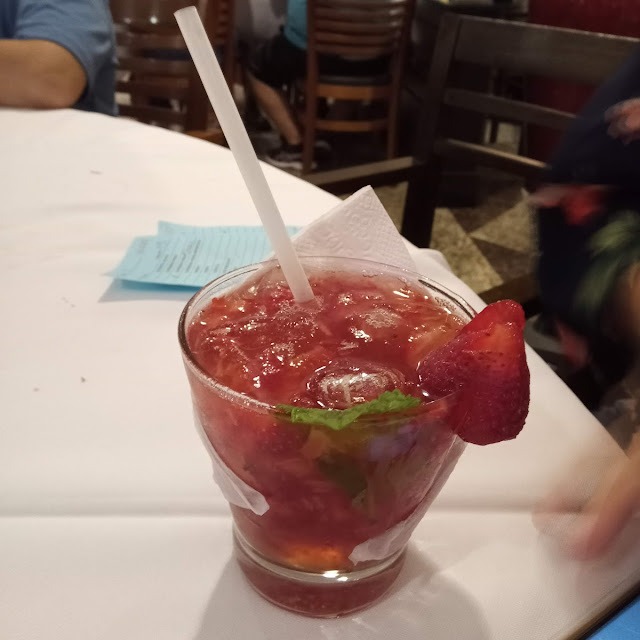 Caipirinha de Morango de Saque