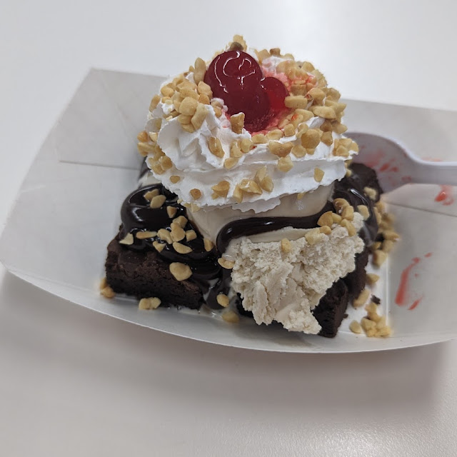 Brownie Sundae