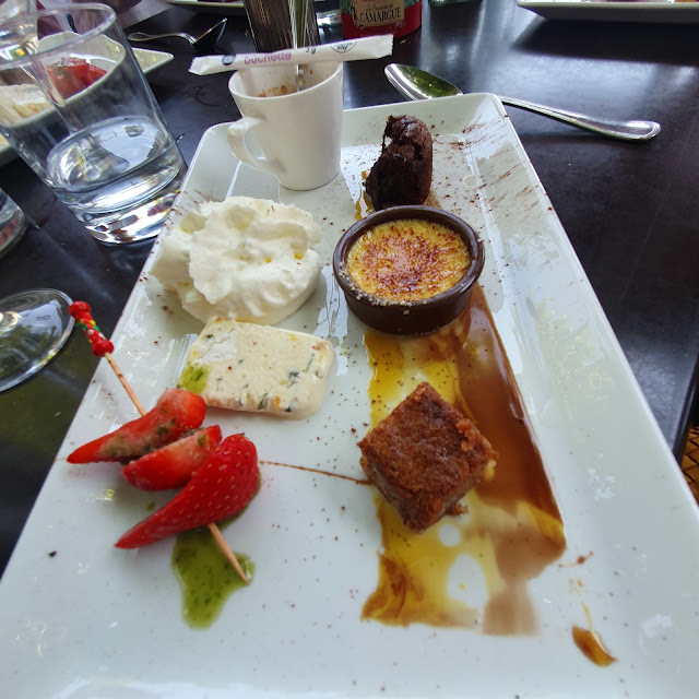 Café Gourmand