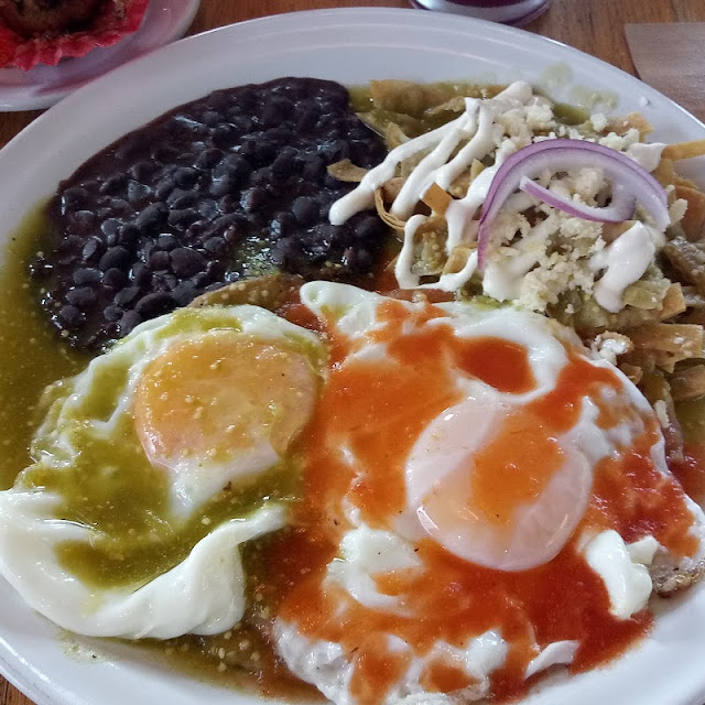 Huevos Divorciados