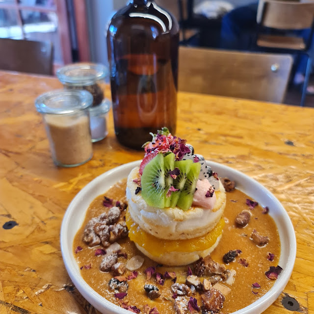 Coconut and Mango Pancakes