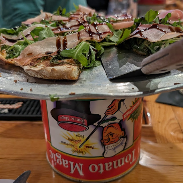 Arugula Fig Pizza