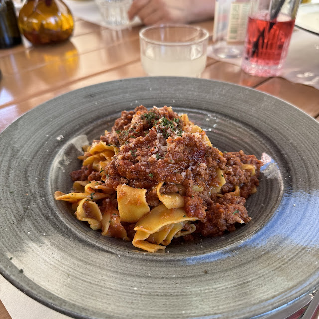 Pasta Pappardelle Bolognese