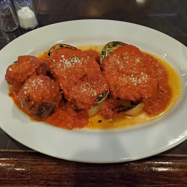 Rotolo with Meatballs