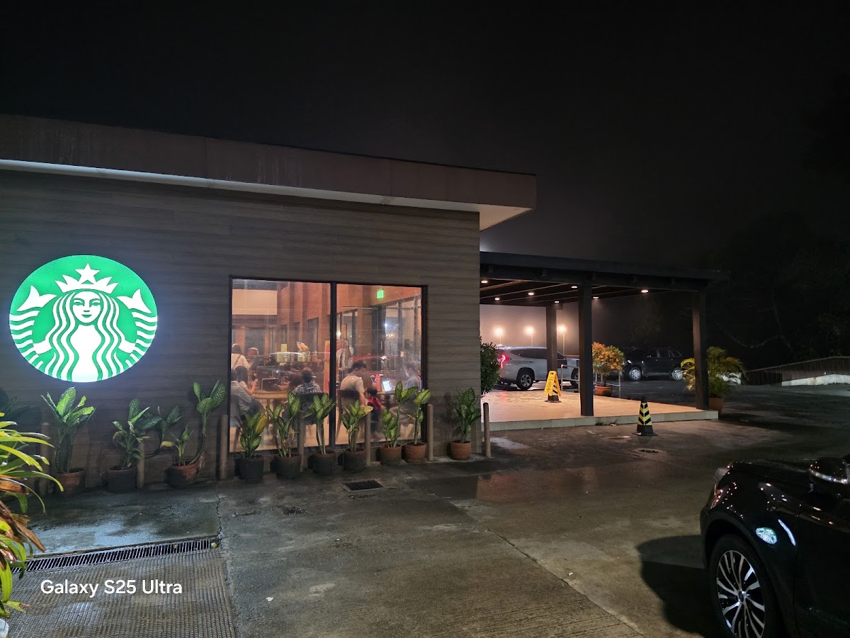Starbucks Downhill Tagaytay