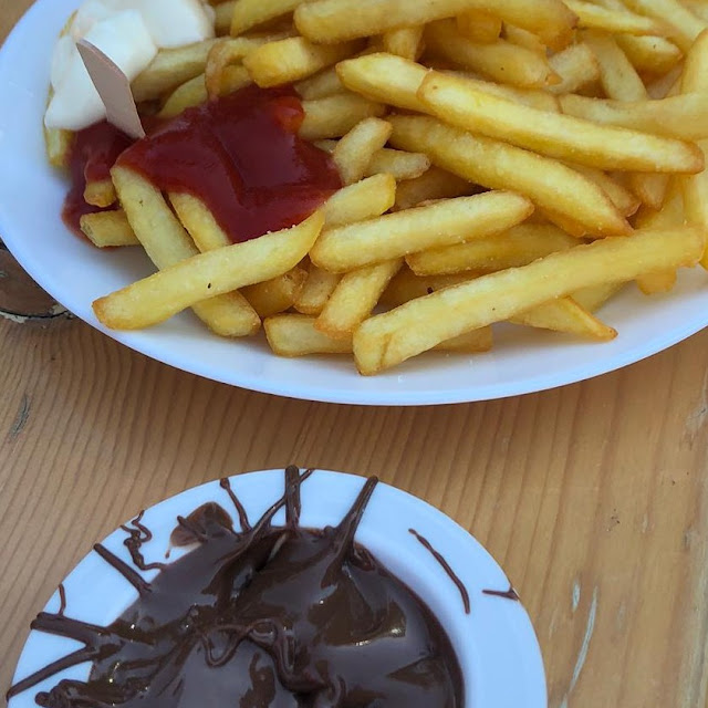 Pommes Frites Mit Nutella