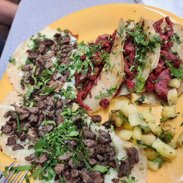 Tacos Al Pastor Y Bistek
