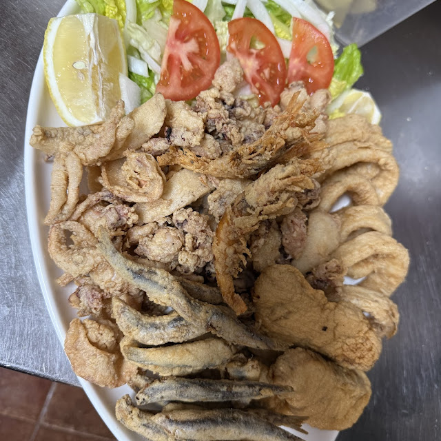 Variado de Pescado Frito