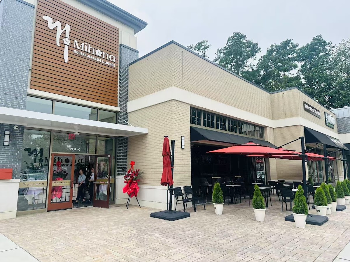 Mihana Modern Japanese & Lounge