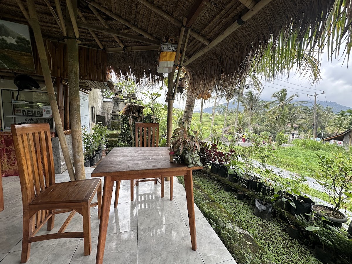 WARUNG PURIASIH SIDEMEN