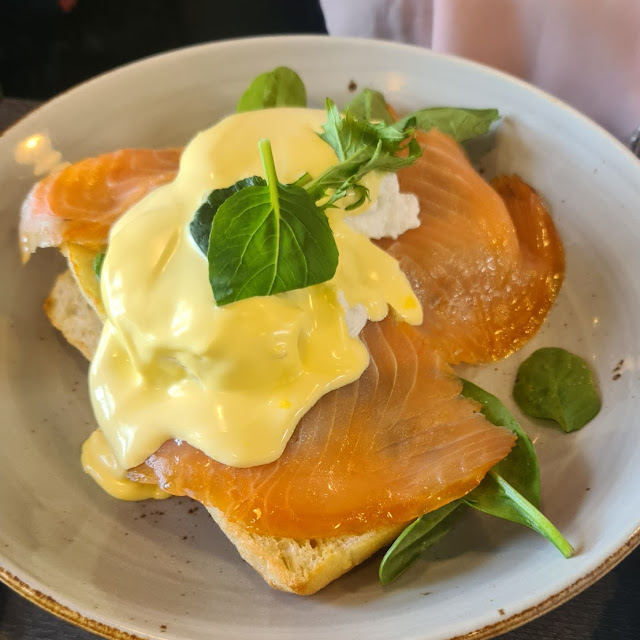 Salmon Egg Benedict