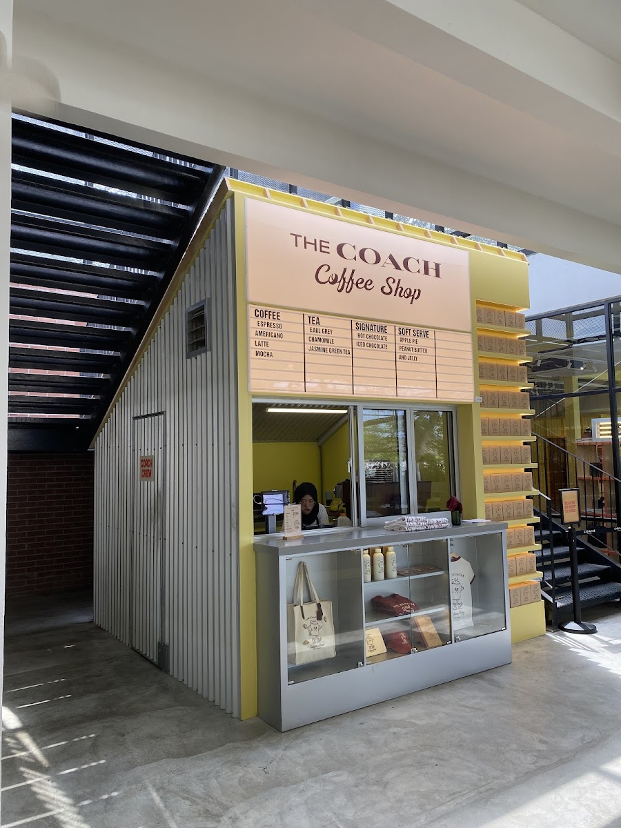The Coach Coffee Shop