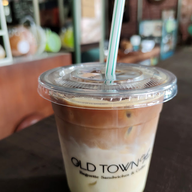 Iced Caffe Latte