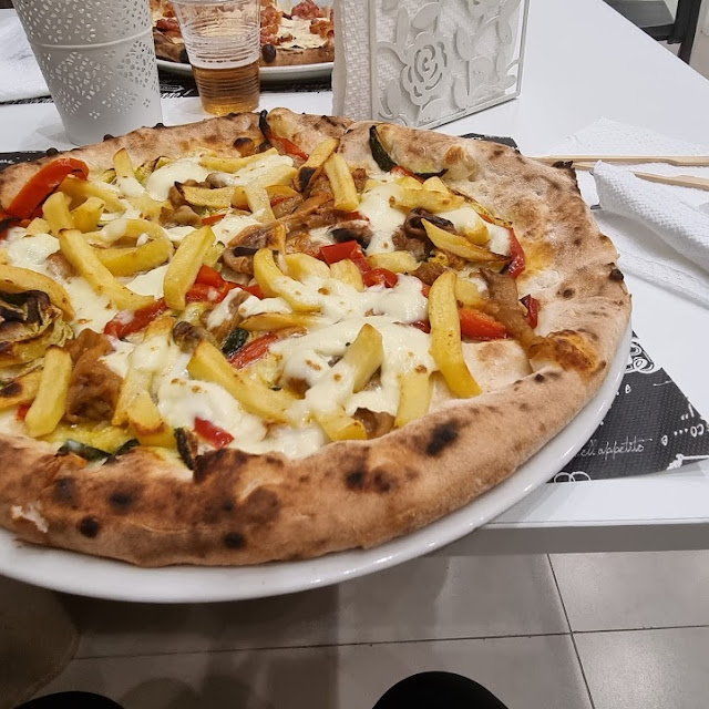 Pizza De Formatge