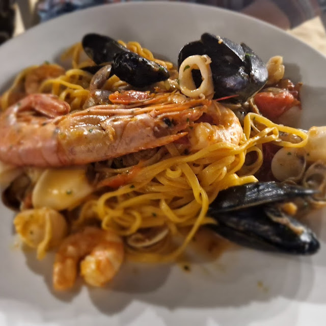 Tagliatelle Con Frutti Di Mare