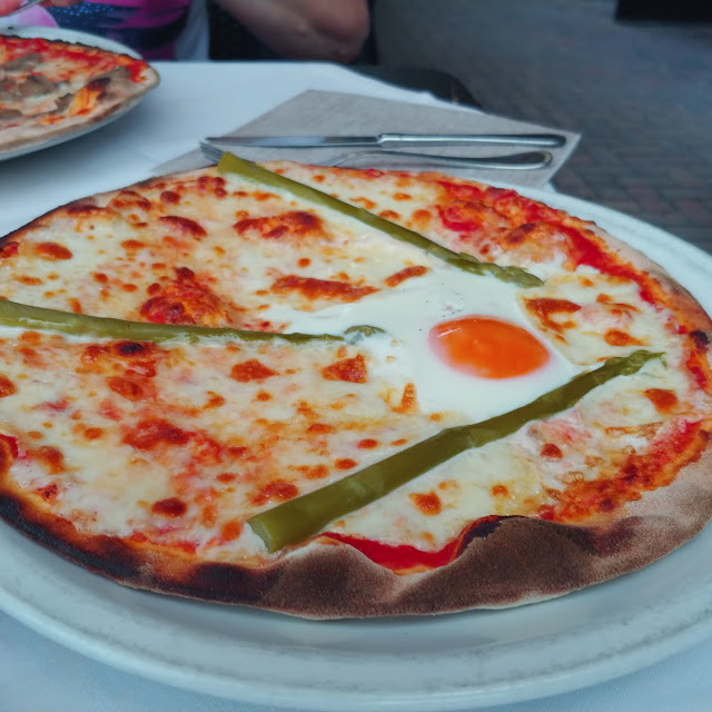Asparagi E Uovo