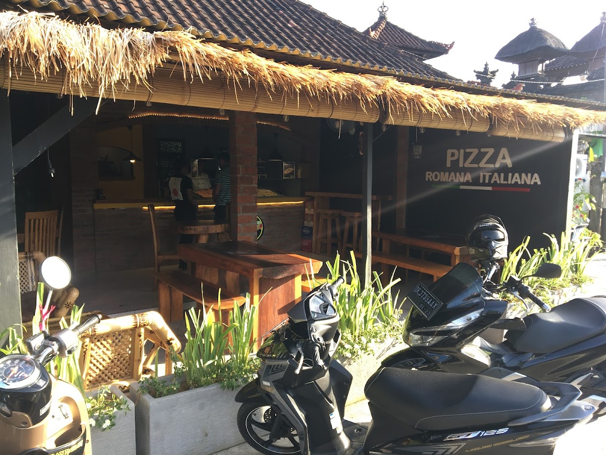 PIZZA 'N GOOO SANUR