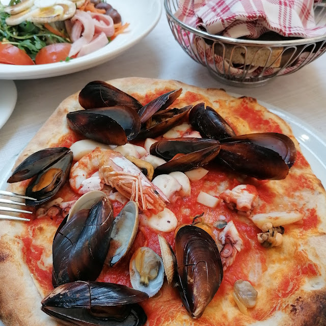 Pizza Meeresfrüchte