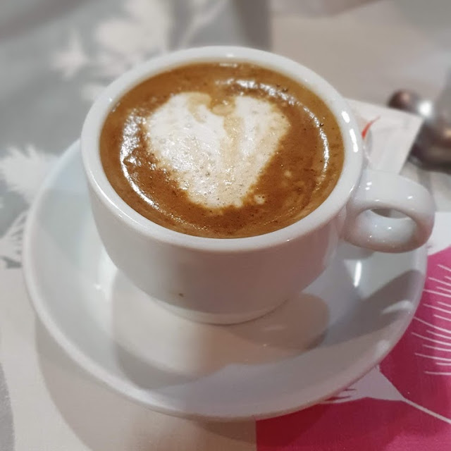 Cafe Con Leche