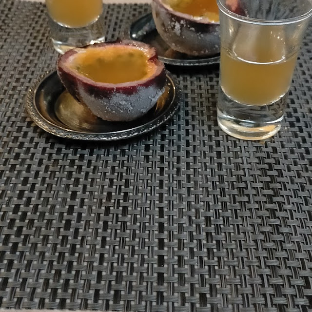 Fruit de la Passion Gelé Avec Son Shoot de Rhum