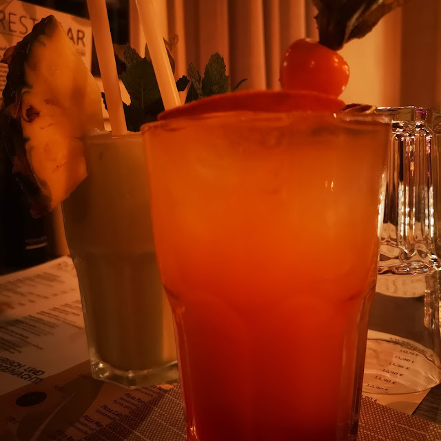 Tequila Sunrise