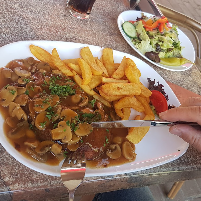 Jägerschnitzel