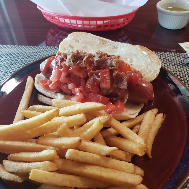 Street Hot Dog