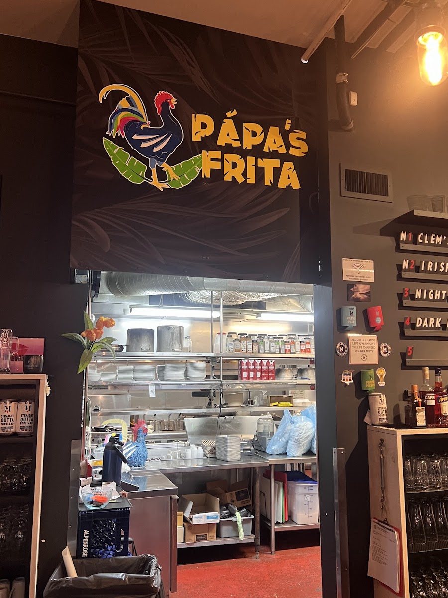 Papa’s Frita @ Migration on Williams