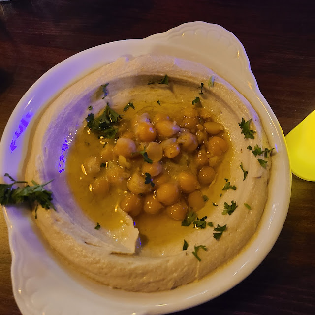 Hummus w Chickpeas