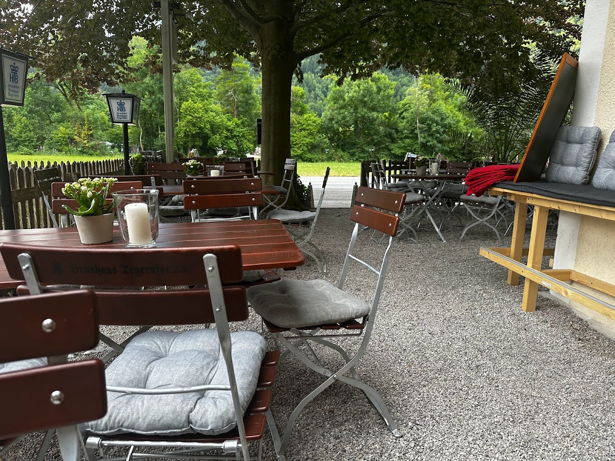 Shakira‘s Bistro - Shakira Kastenmuller
