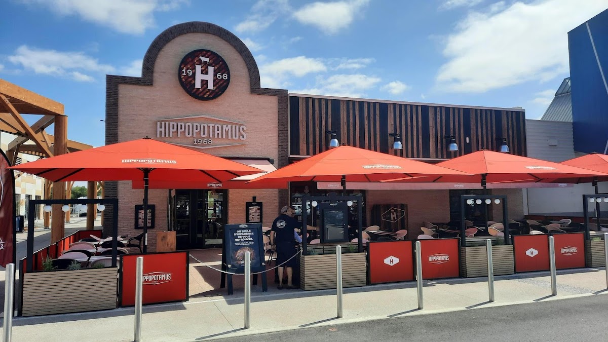 Hippopotamus Steakhouse - 148 Av. St Albert