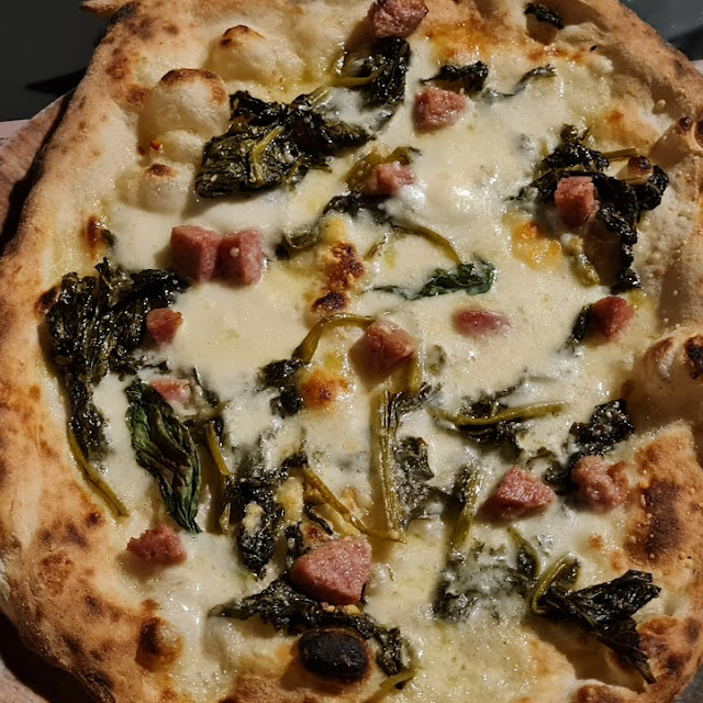 Pizza Salsiccia E Friarelli