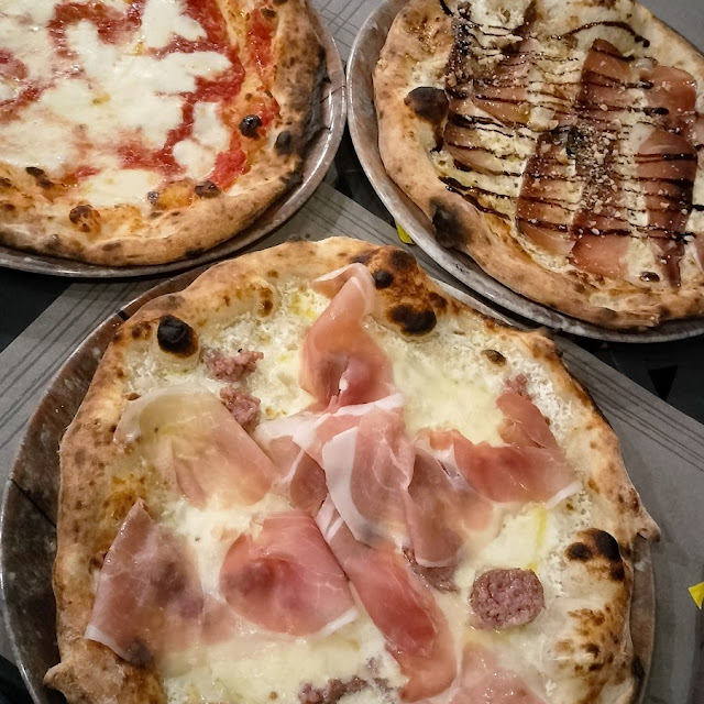 Pizza Margherita Bianca Speck Mascarpone