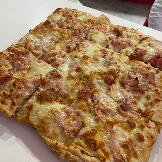 Pizza Al Prosciutto