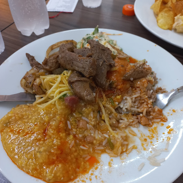 Quirerinha Com Bife Acebolado