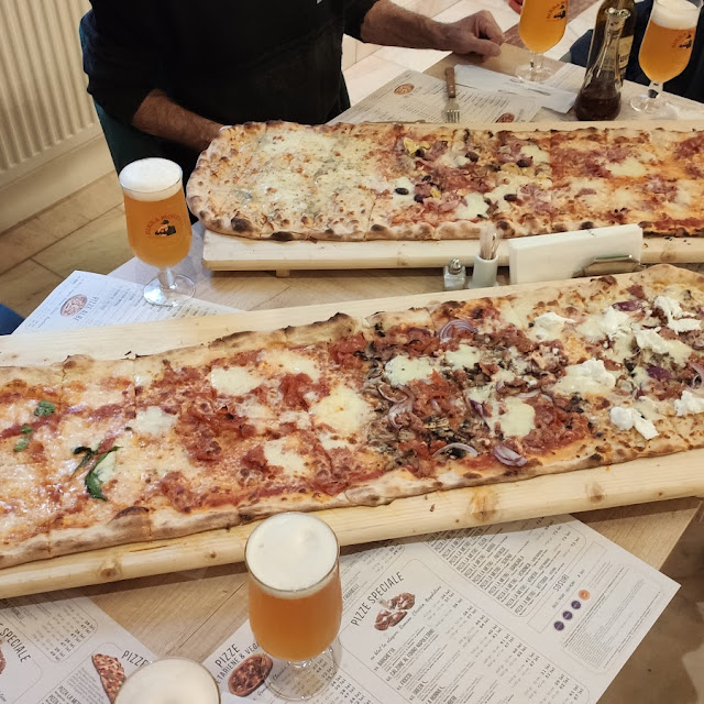 Pizza Al Metro Patrizia