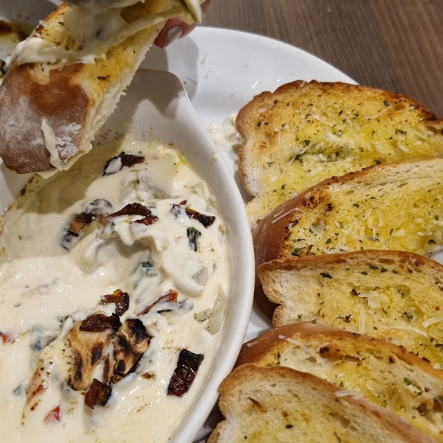 Spinach and Artichoke Formaggio