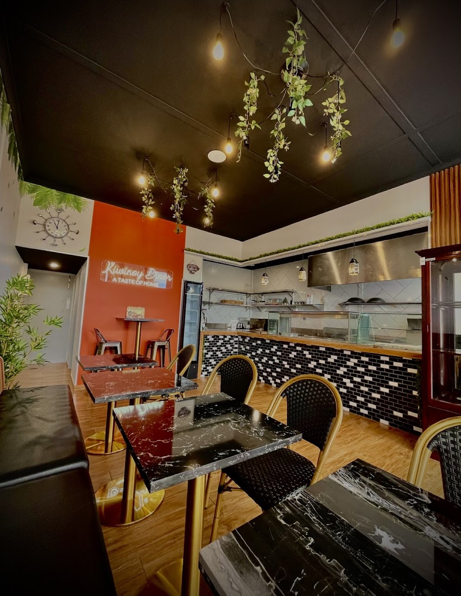 Kiwinoy Diner