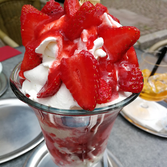 Himbeerbecher